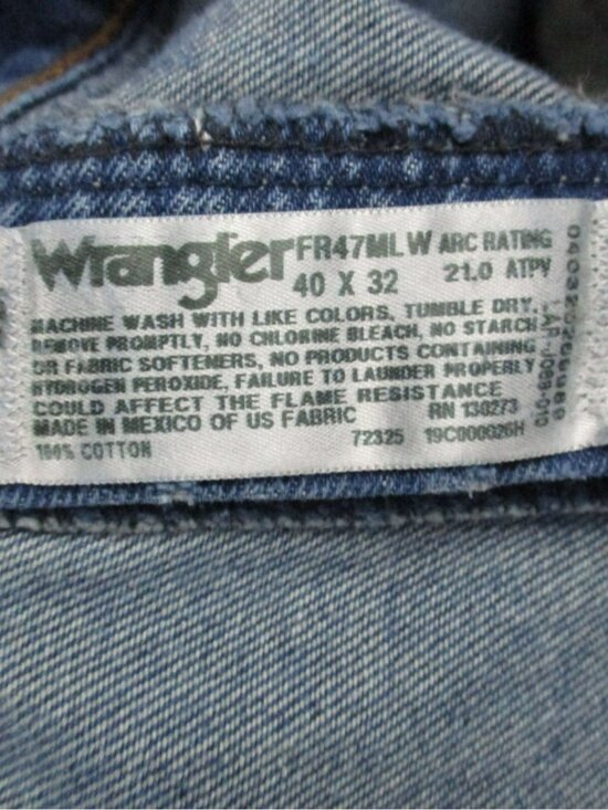 Wrangler Jeans Mens 40x32 Medium Wash Cotton High Rise FR 47 Regular Fit *Read* - Picture 16 of 16